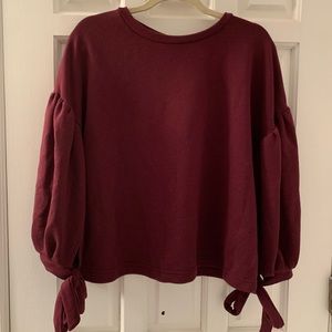 Maroon sweater w/ sleeve detail